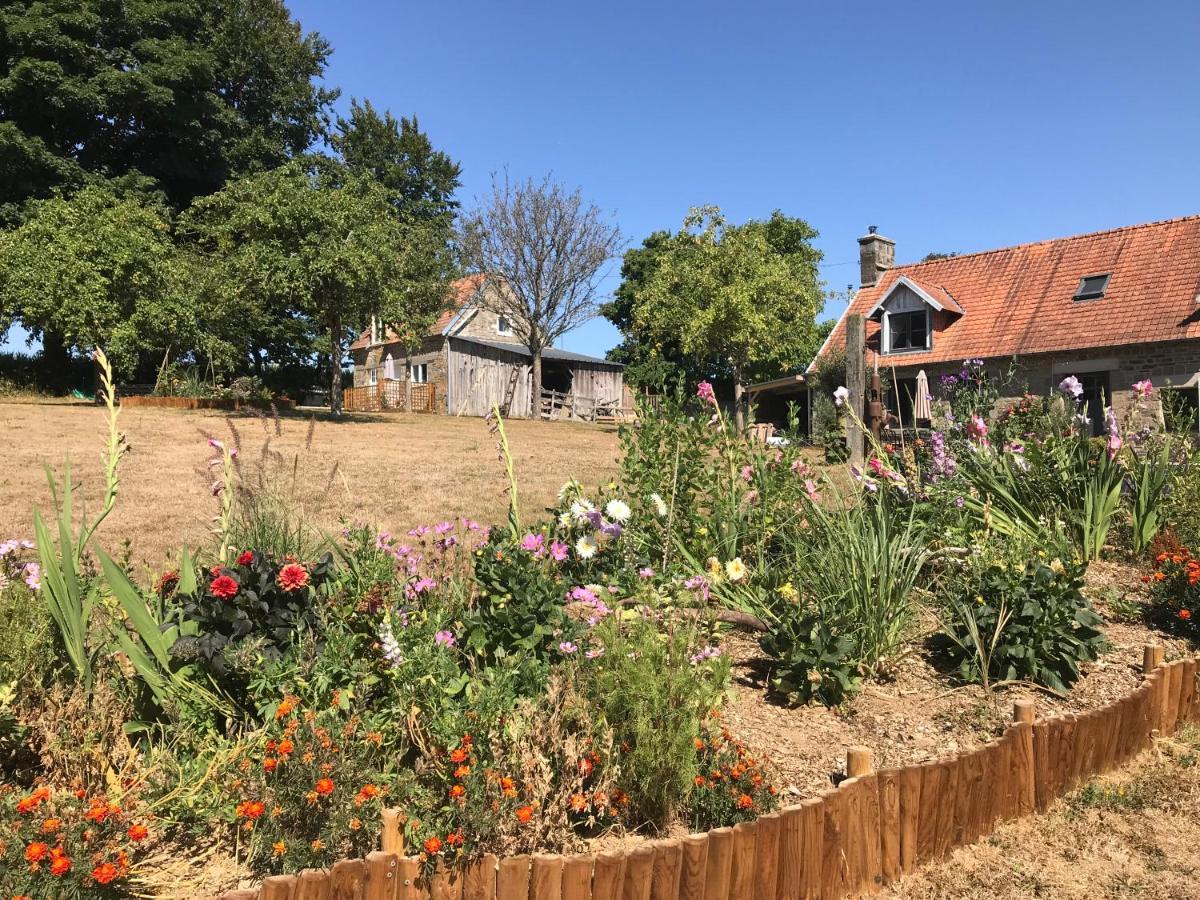 Ferme De Noyes Cottage Sourdeval ภายนอก รูปภาพ