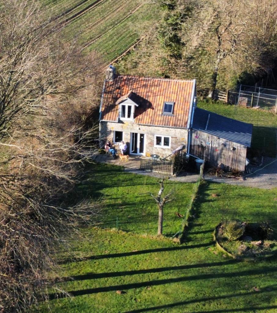 Ferme De Noyes Cottage Sourdeval ภายนอก รูปภาพ